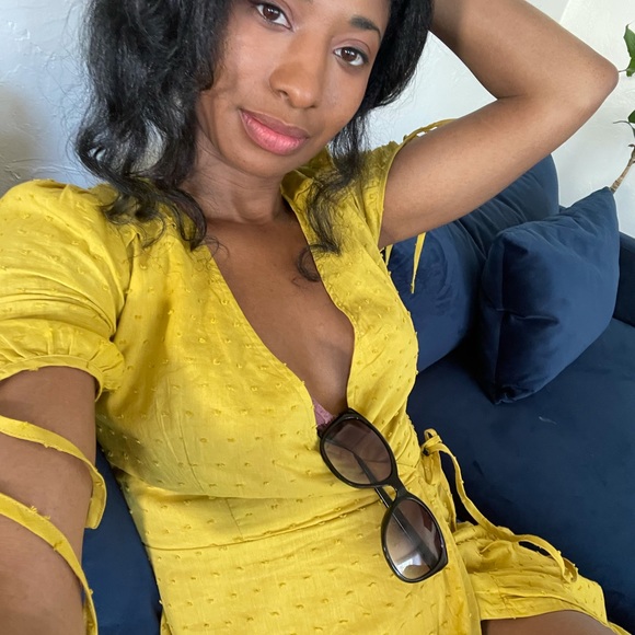 Meet your Posher, Brittany - Picture 4 of 7